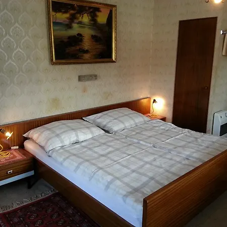 Frühstückspension Haus Ellmaustein Fuschl am See