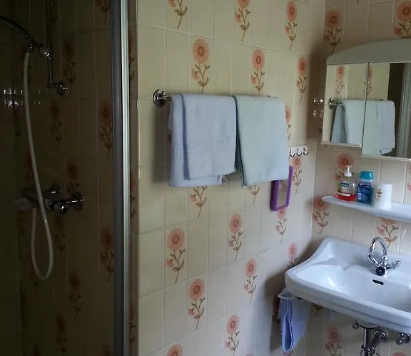 Alojamento de Acomodação e Pequeno-almoço Haus Ellmaustein *